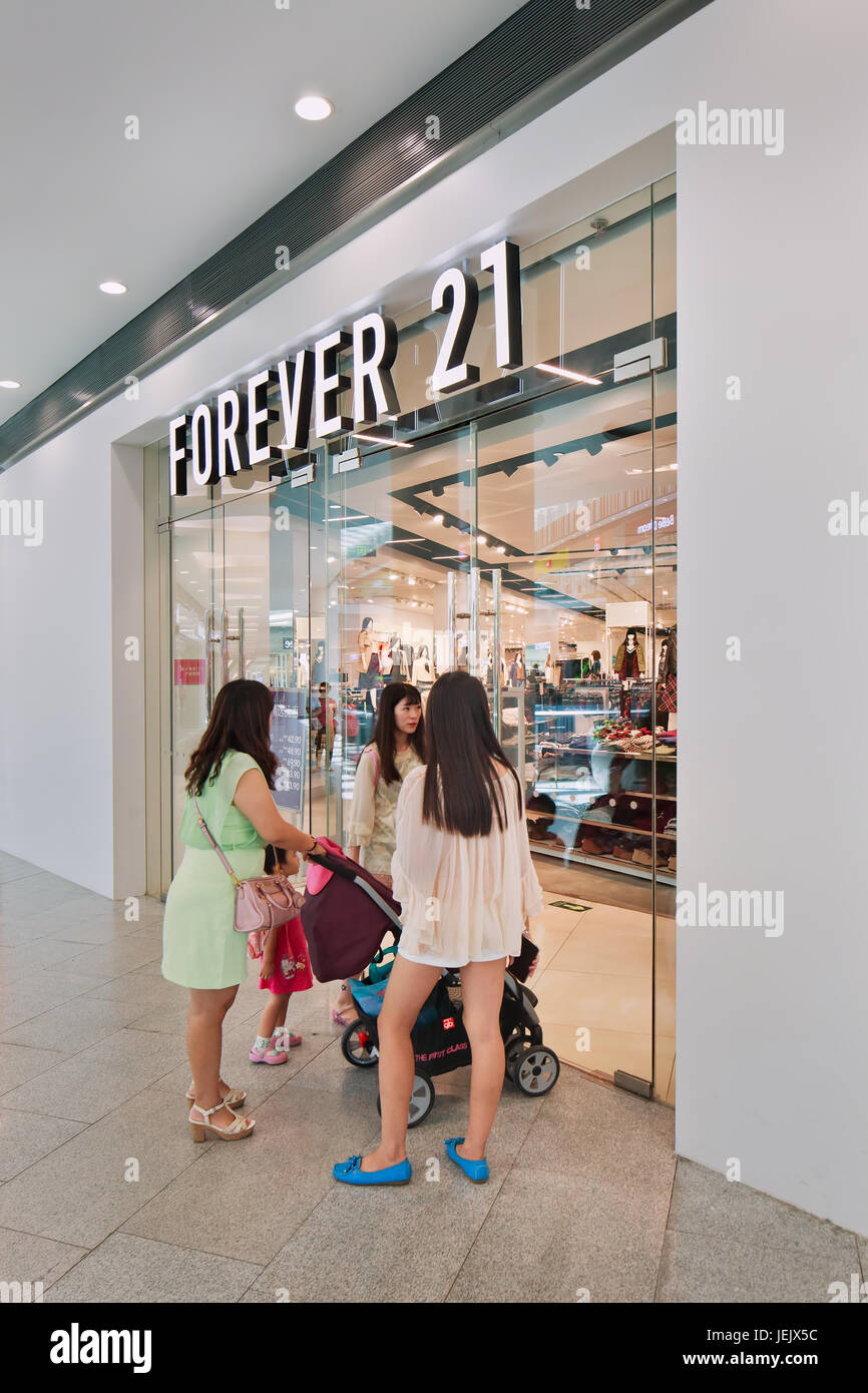 Photos at Forever 21 - Clothing Store in Santo Domingo