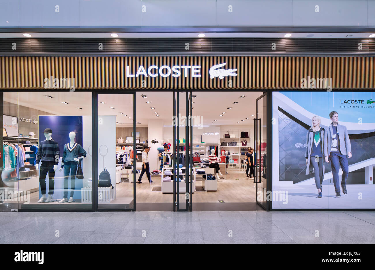 Lacoste clothing hi-res stock photography and images - Alamy