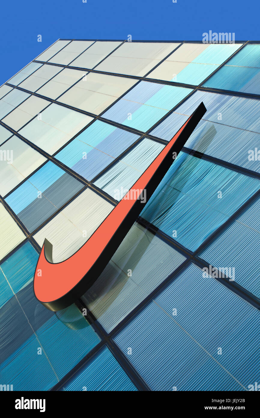 BEIJING-DECEMBER 19, 2013. Nike logo on colorful facade. Sportswear Stock  Photo - Alamy