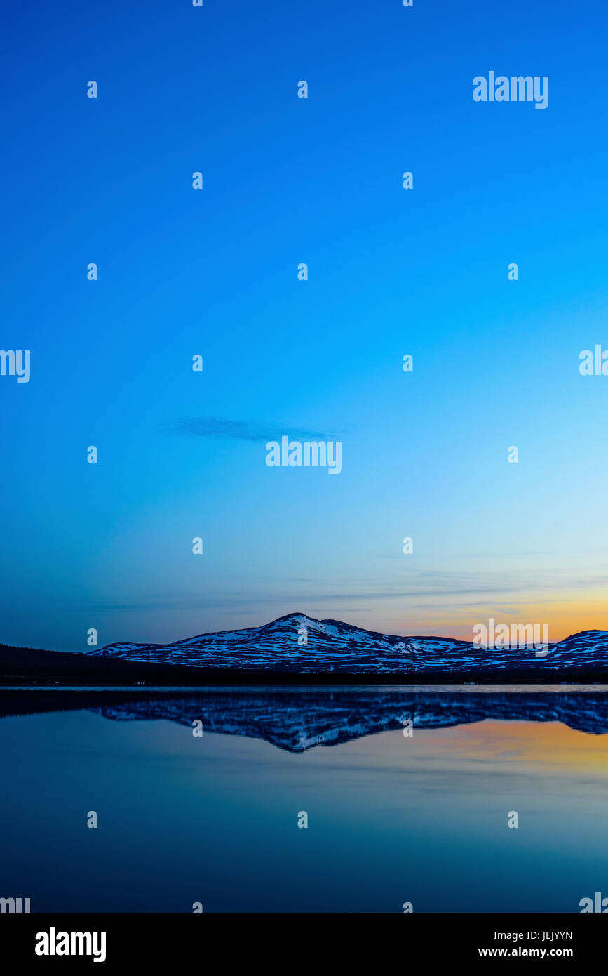 Sunset reflecting in water hi-res stock photography and images - Alamy