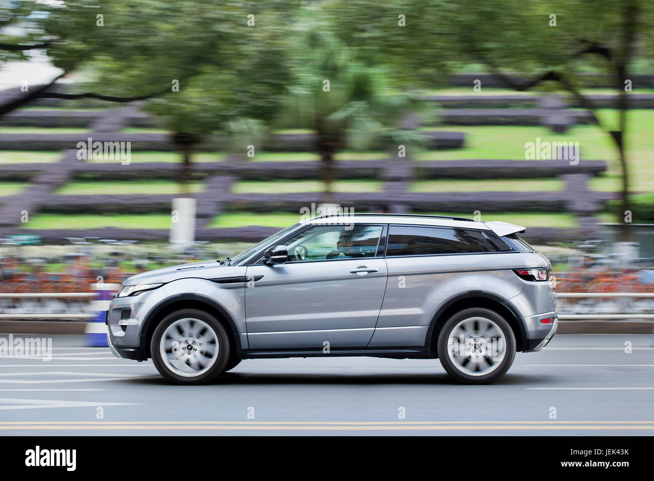 WENZHOU-CHINA-NOV. 19, 2014. Land Rover Evoque SUV downtown. Land Rover plans to complain to Chinese officials about (Landwind) copy of its Evoque SUV Stock Photo