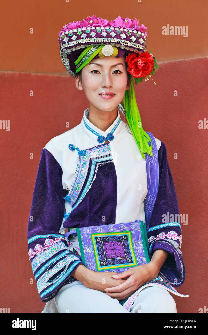 KUNMING-JULY 10, 2014. De’ang minority girl. De'ang ethnic group has a population of about 18,000 which mainly lives in Yunnan province, China. Stock Photo