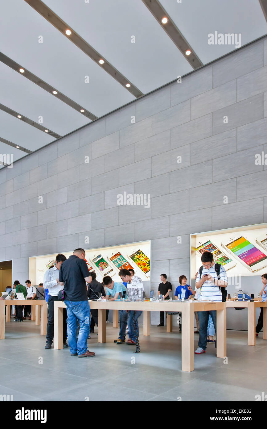 Apple store. Shortage of retail stores and authorized resellers leaves