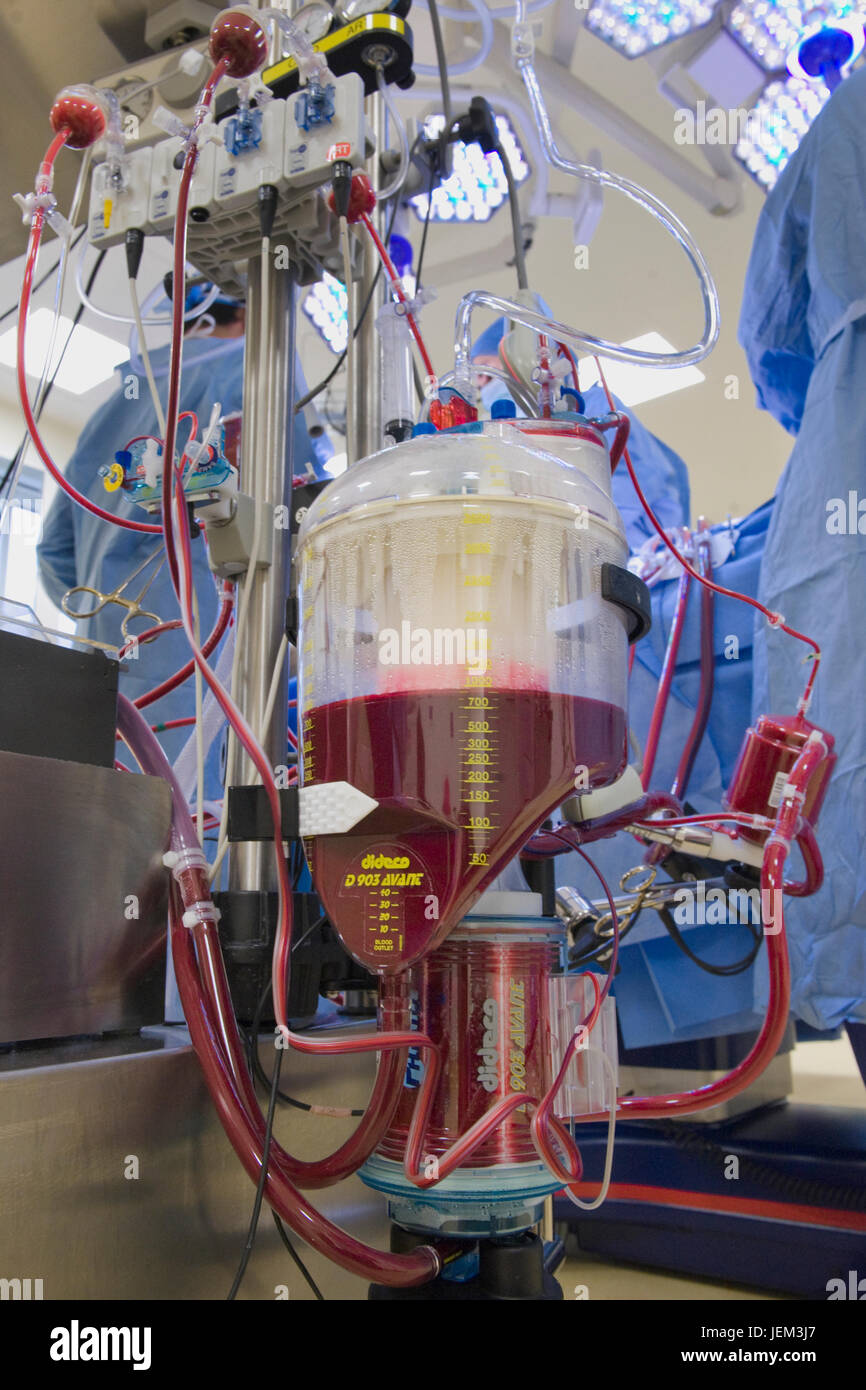 Cardiopulmonary bypass machine hires stock photography and images Alamy