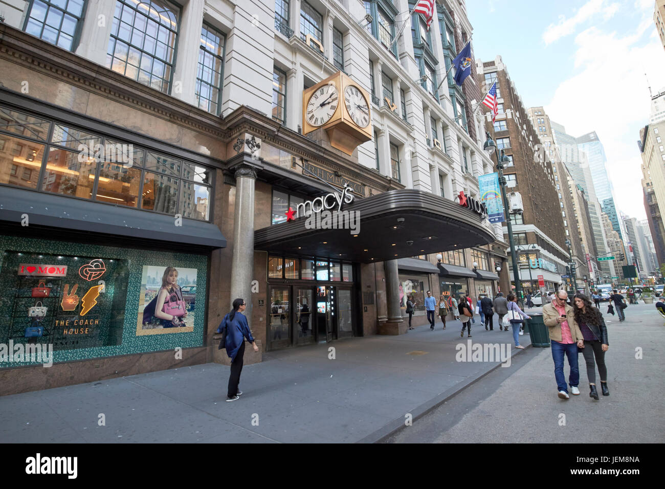 macys department store herald square entrance New York City USA Stock Photo