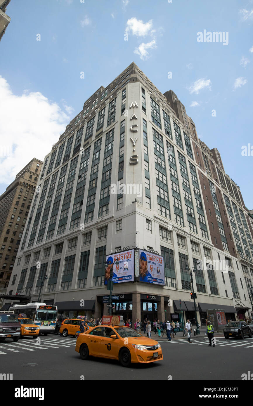 Macys department store 7th ave and 34th street New York City USA Stock Photo