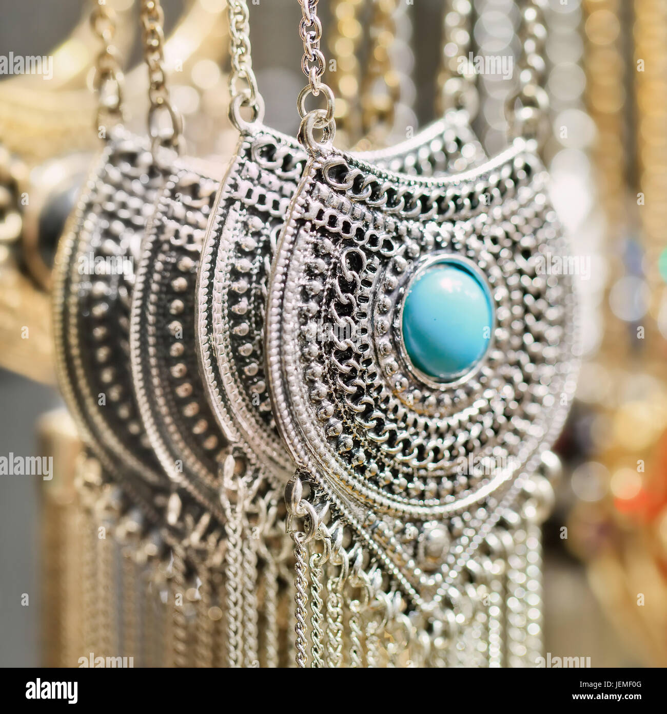 Silver jewelry nobody hi-res stock photography and images - Alamy