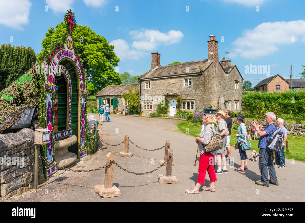 Tissington Derbyshire Tissington Well dressings Tissington Derbyshire Peak District Derbyshire, England GB UK EU Europe Stock Photo