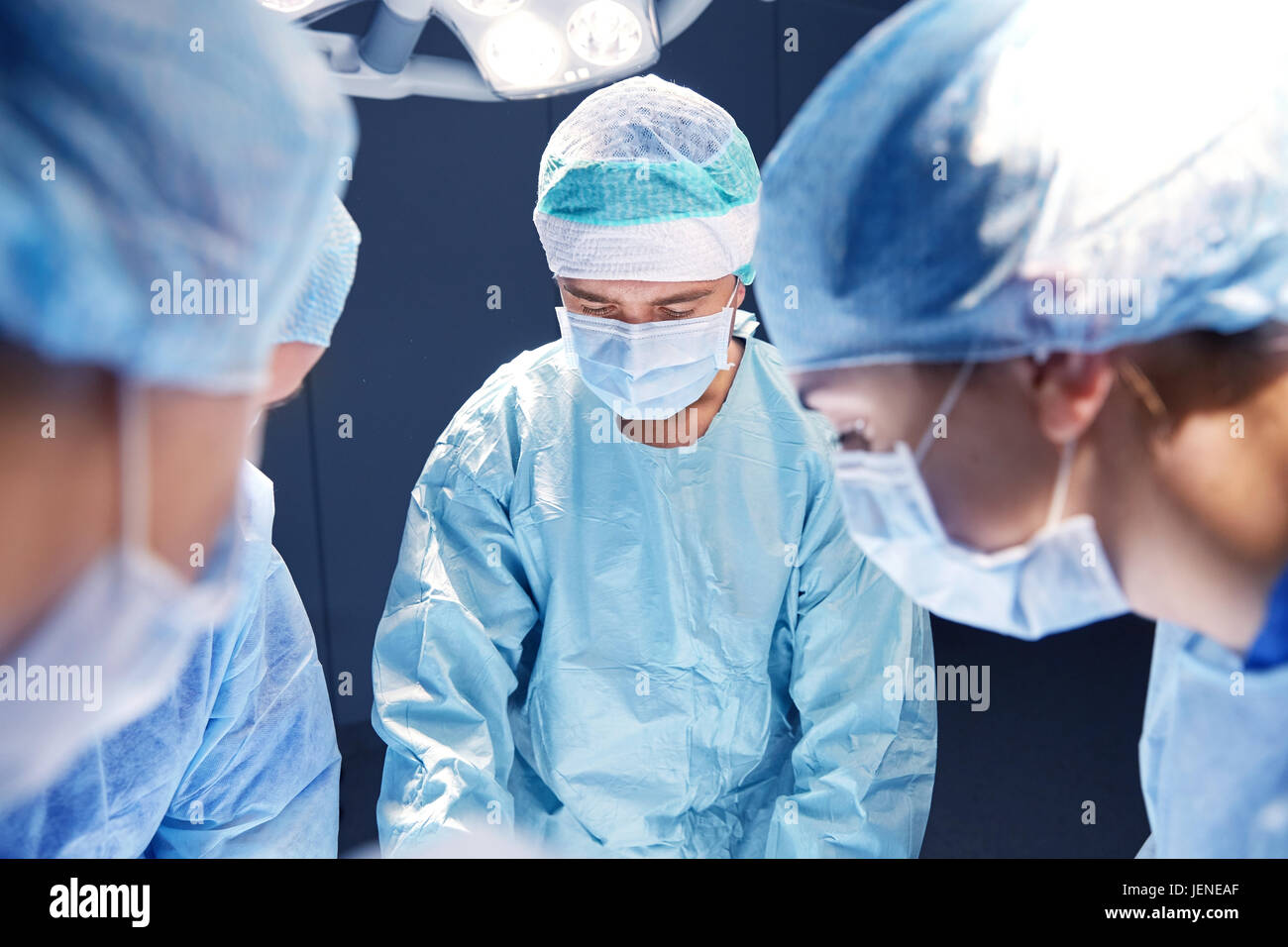 group of surgeons in operating room at hospital Stock Photo - Alamy