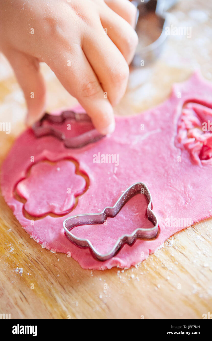 Child making cookies Stock Photo - Alamy