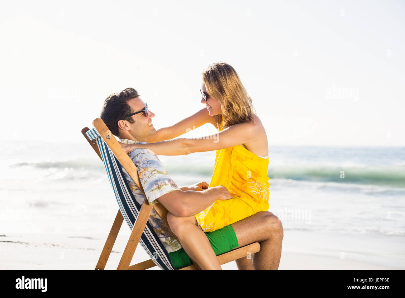 Woman on man #39 s lap hi res stock photography and images Alamy Woman on man #39 s lap hi res stock photography and images Alamy