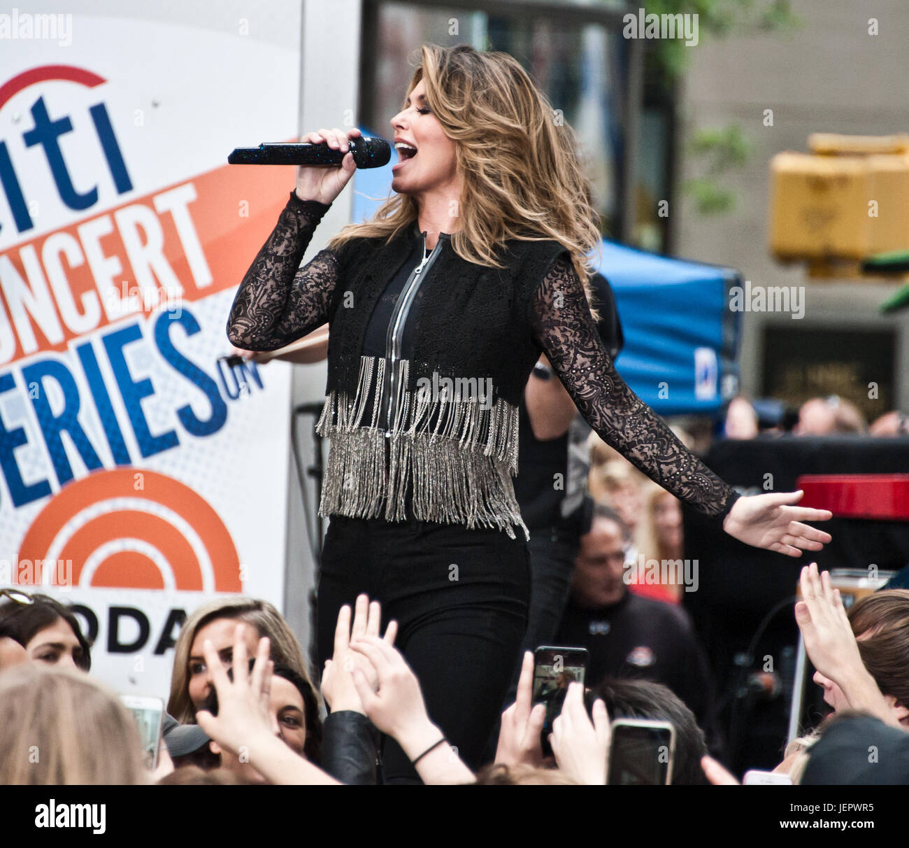 New York City, NY, USA. 16th June, 2017. Shania Twain Performs on NBC's 'Today' Show Concert Series at Rockefeller Plaza. Stock Photo