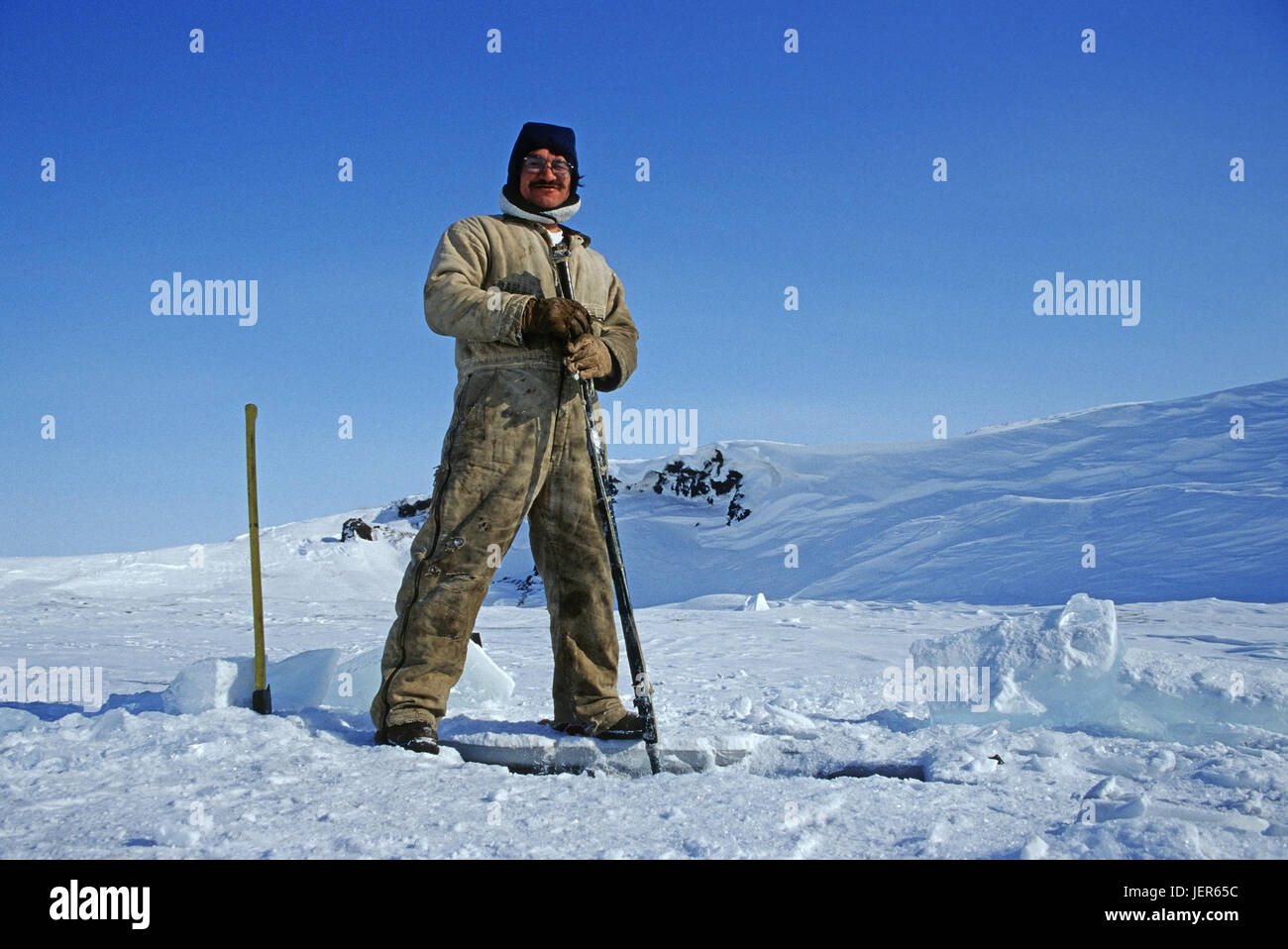 Inuit from Nuiqsut in the extreme north of Alaska in the arctic ocean ...