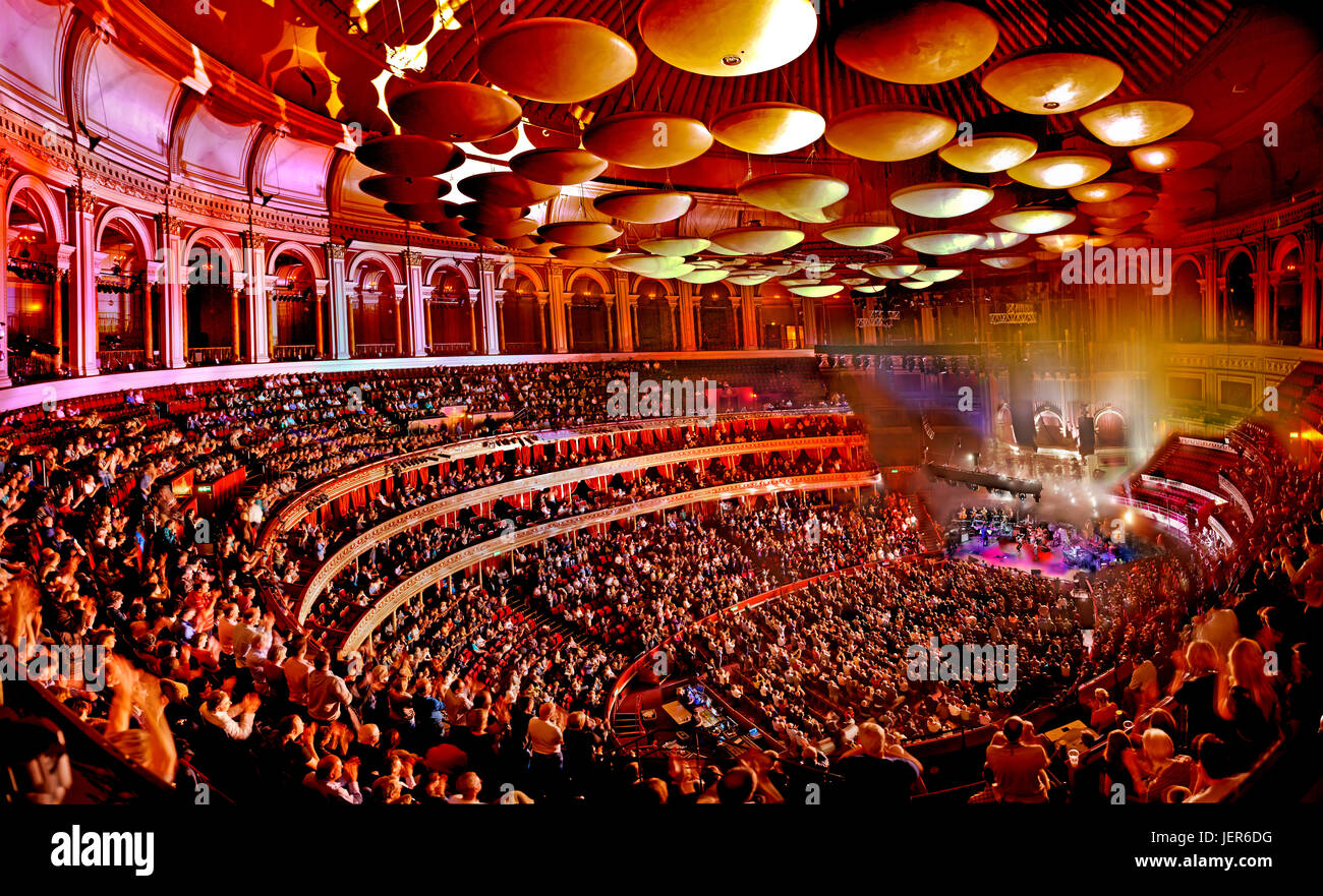 Jeff Beck playing guitar at the Royal Albert Hall london, super wide gigapan shot Jeff Beck clearly visible Stock Photo
