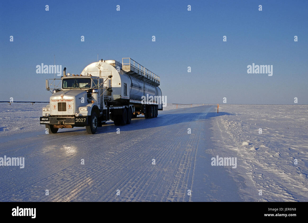 Ice streets, built by the proficient in oil, connect the single oil