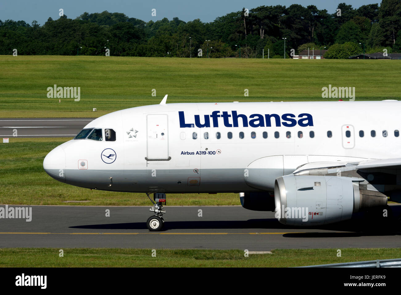 Lufthansa Airbus A319-100 taxiing for take off at Birmingham Airport, UK (D-AILI) Stock Photo