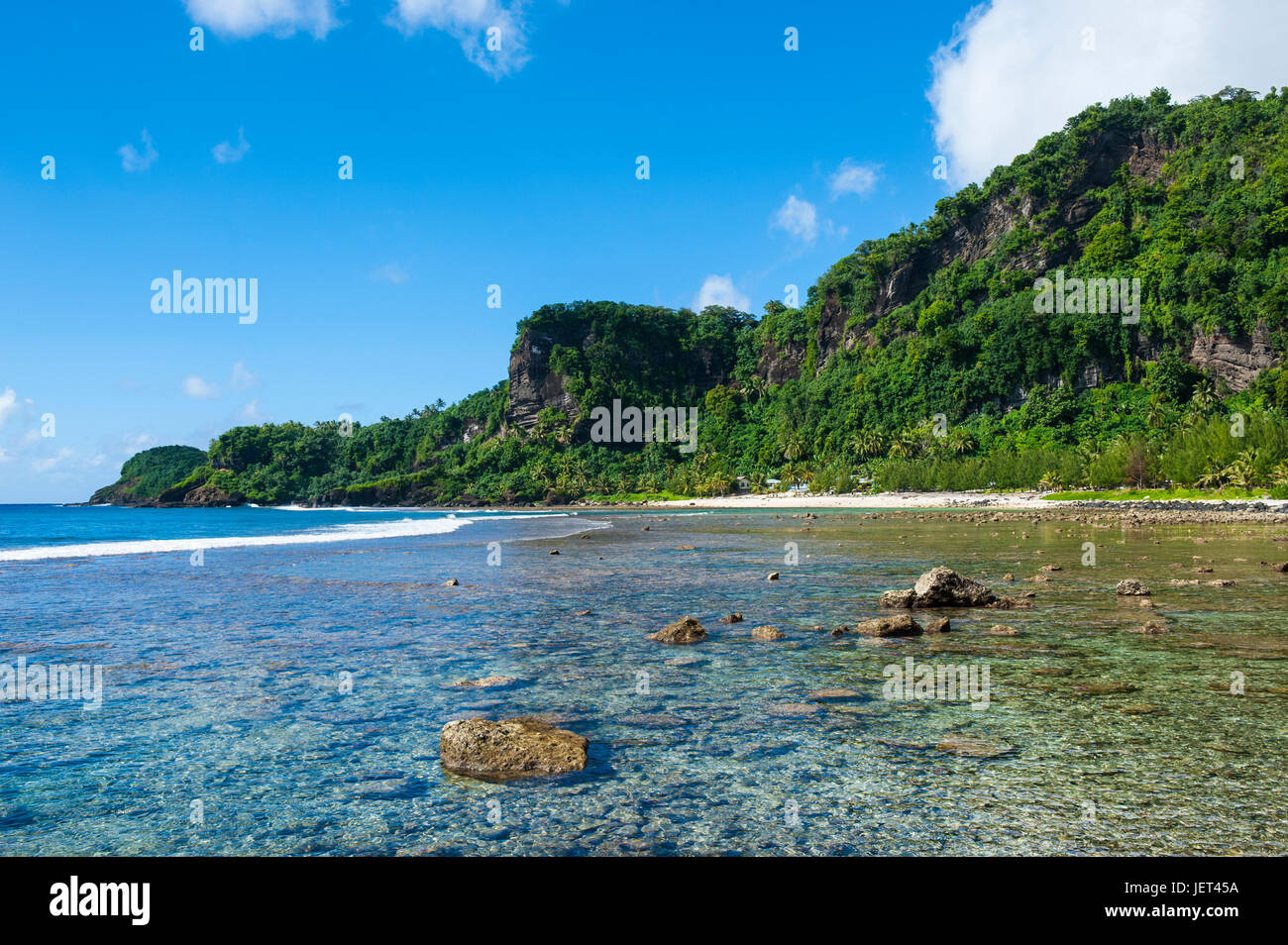 Pretty bay and turquoise water in Tau Island, Manuas, American Samoa, South Pacific Stock Photo