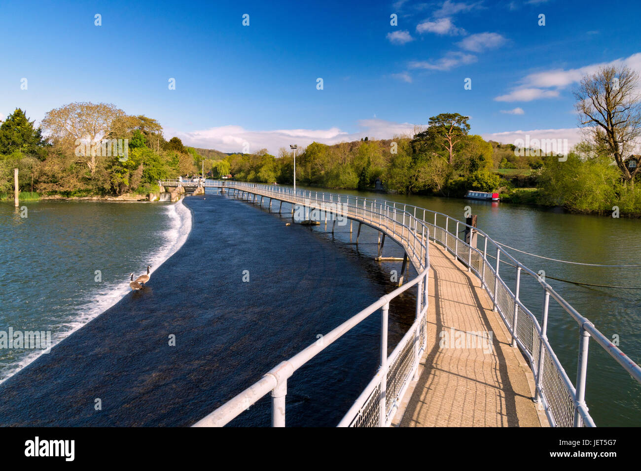 Walkway over the weir at Marsh Lock, Hambleden, HenleyonThames Stock Photo Alamy
