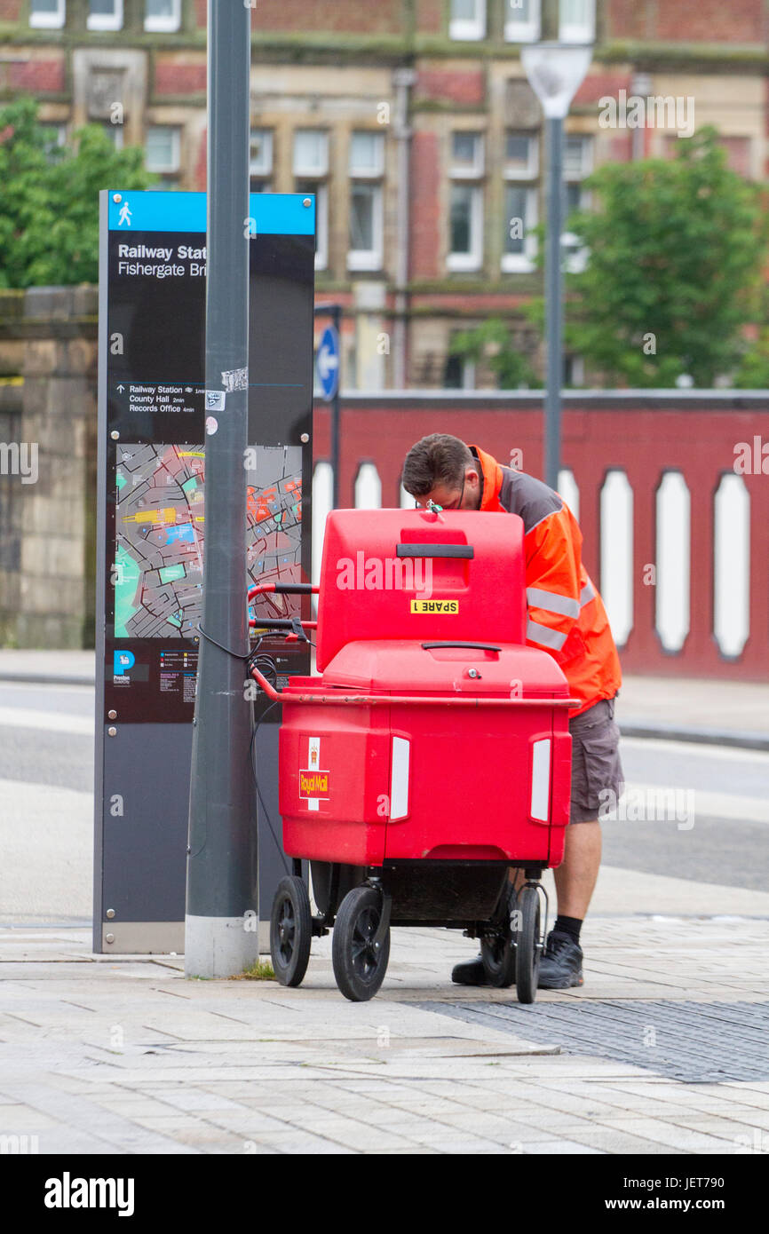 Royal mail post trolley hires stock photography and images Alamy