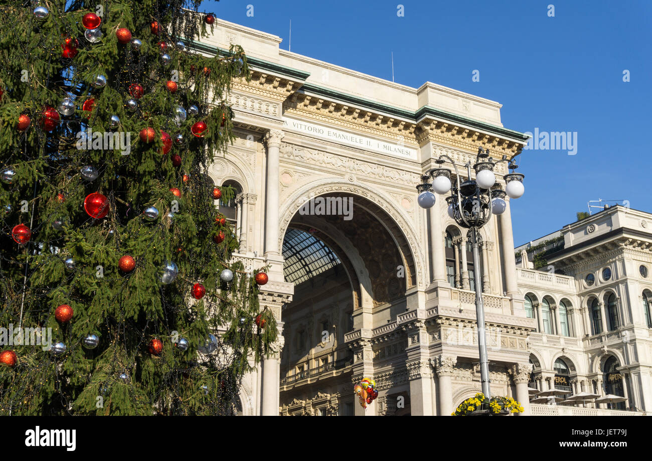 Italy, Lombardy, Milan, christmas tree in Duomo square, Galleria Vittorio Emanuele II Stock Photo