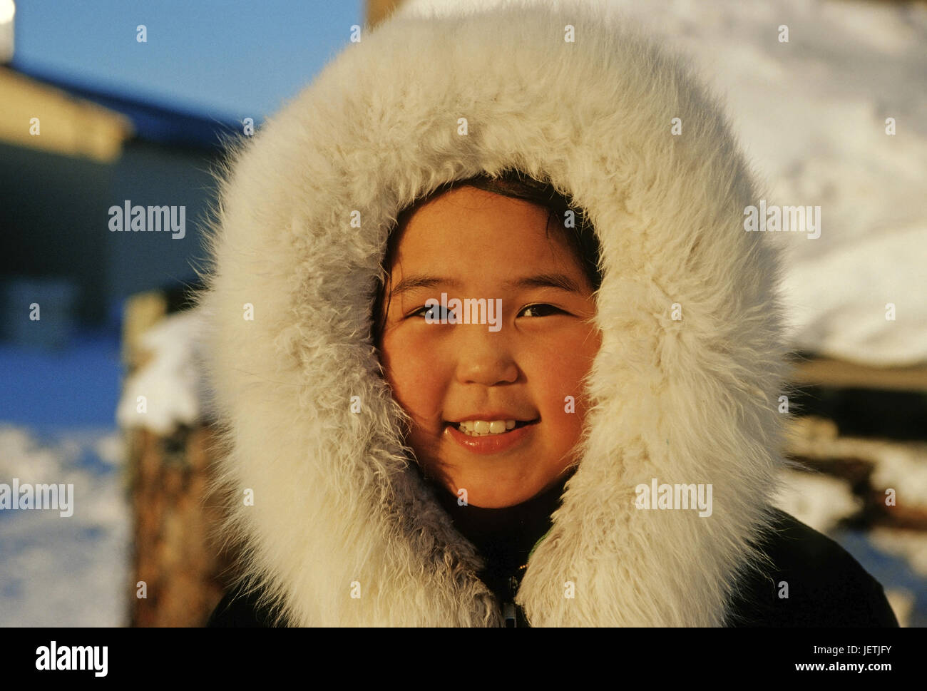 Inuit from Nuiqsut in the extreme north of Alaska in the arctic ocean ...