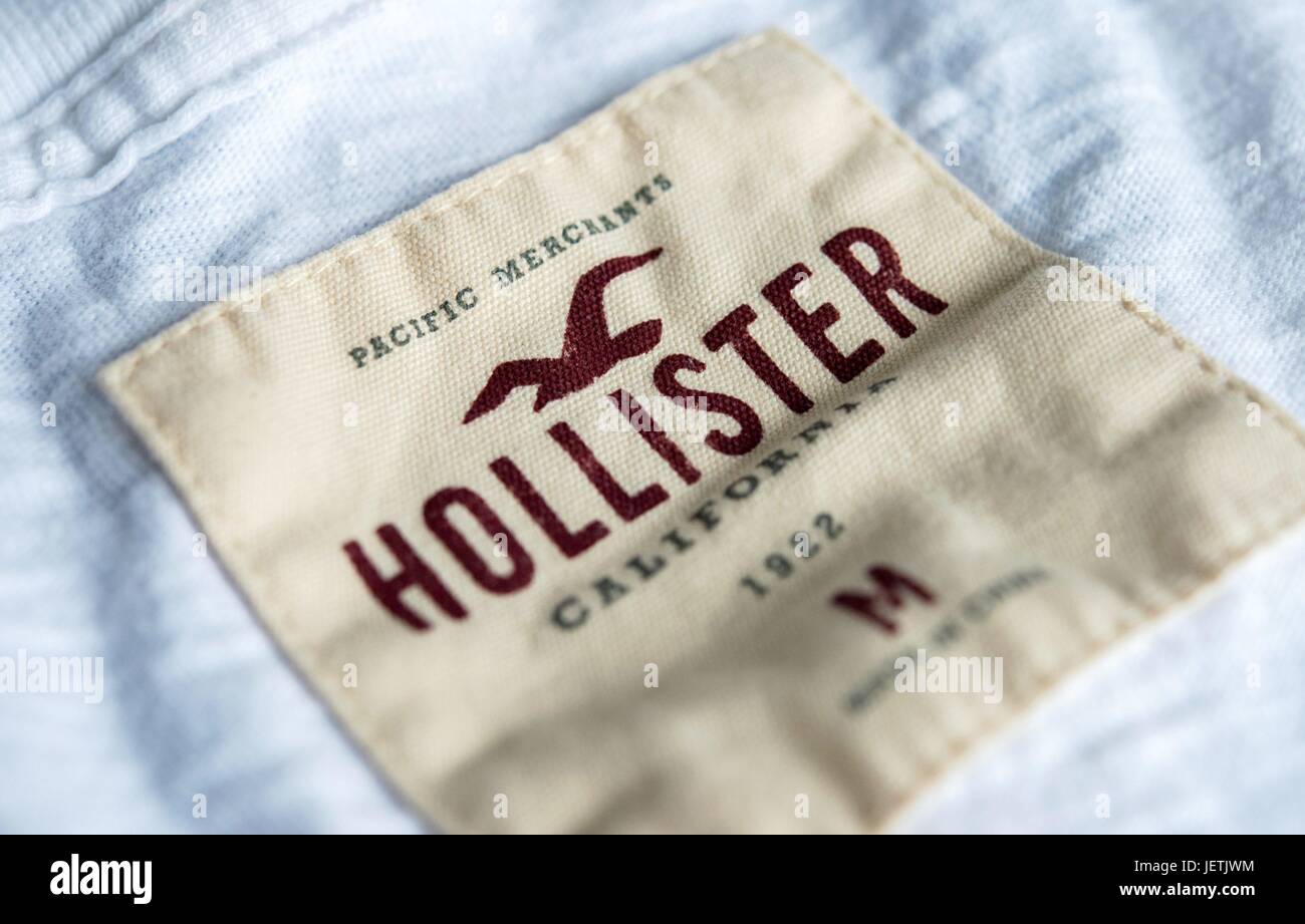 Hollister cyber monday 2017 2025