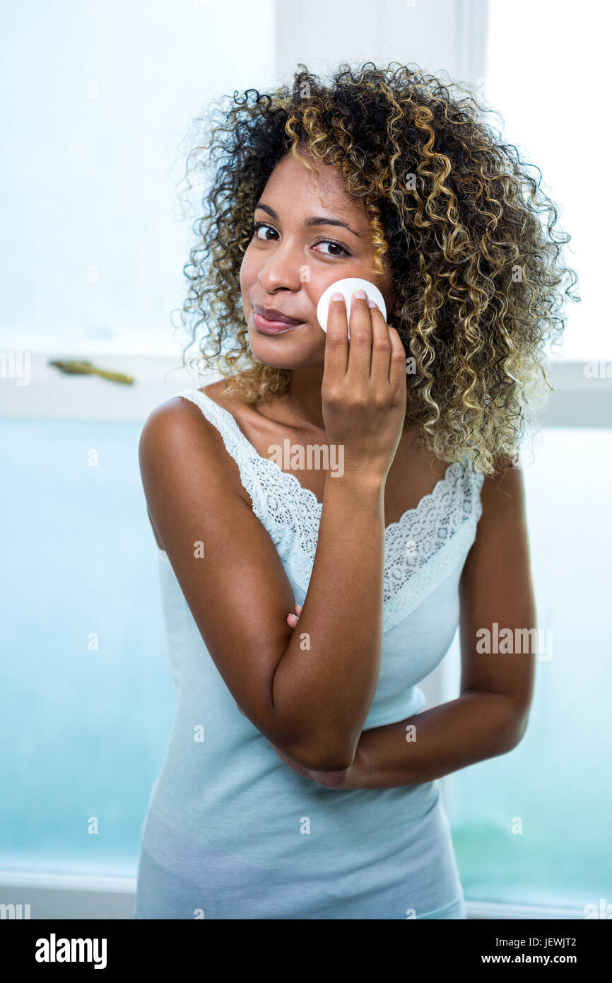 Woman cleaning face sponge hi-res stock photography and images - Alamy