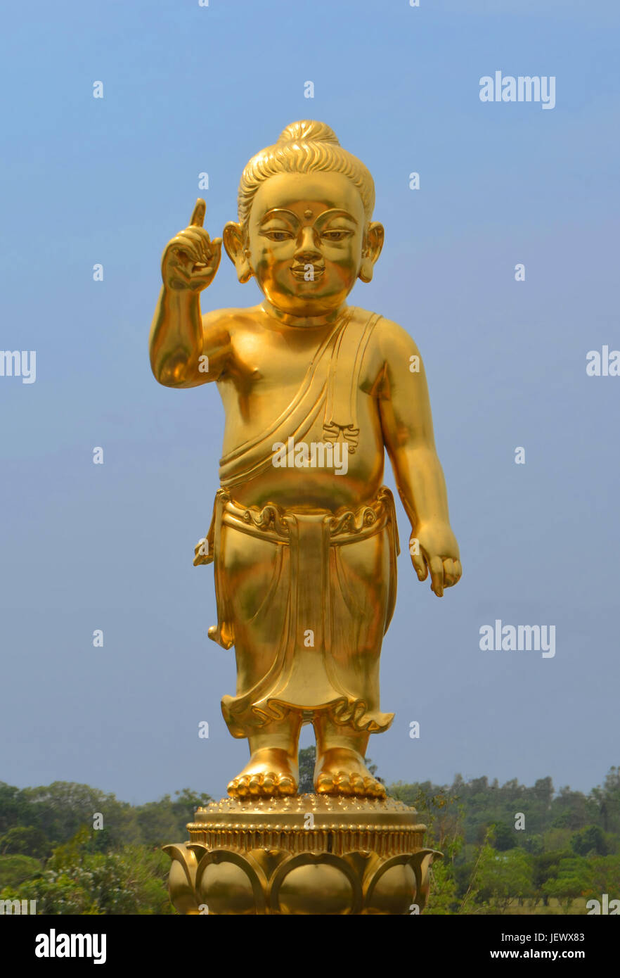 Little buddha keanu reeves hi-res stock photography and images - Alamy