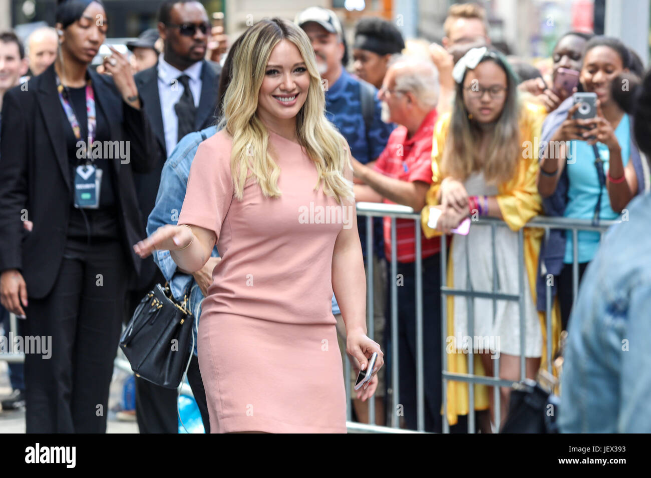 New York, United States. 27th June, 2017. US actress Hilary Duff is seen in Soho on Manhattan Island in New York on Tuesday, June 27. Credit: Brazil Photo Press/Alamy Live News Stock Photo