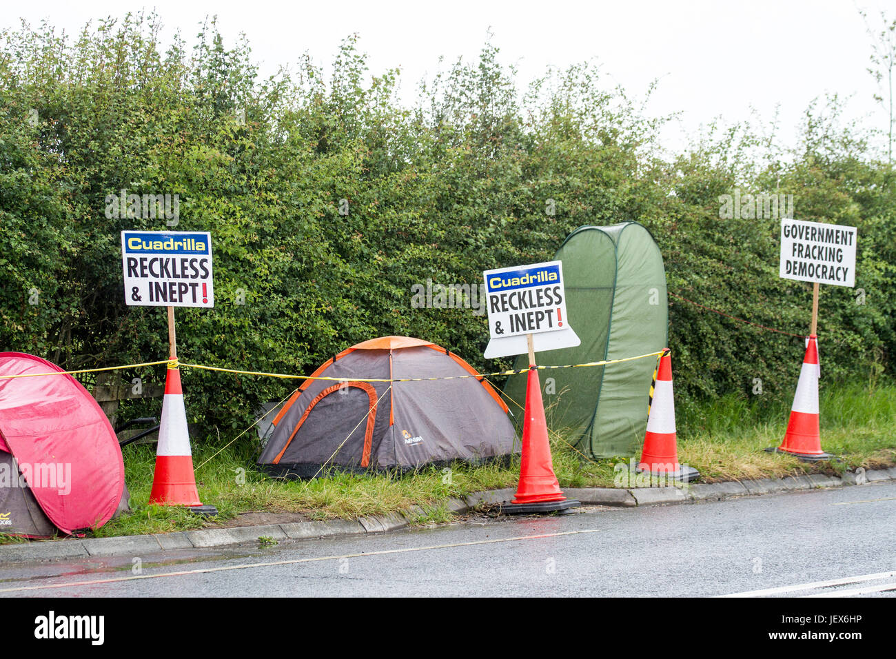 Blackpool, Lancashire, 28th June 2017. Fracking Protest continues.  Anti-fracking protesters continue to demonstrate against the Cuadrilla Experimental Site at Little Plumpton near Blackpool in Lancashire. The process of fracking by the deep drilling and injection of chemicals under high pressure has proved highly controversial with demonstrations all over the globe.  Credit: Cernan Elias/Alamy Live News Stock Photo