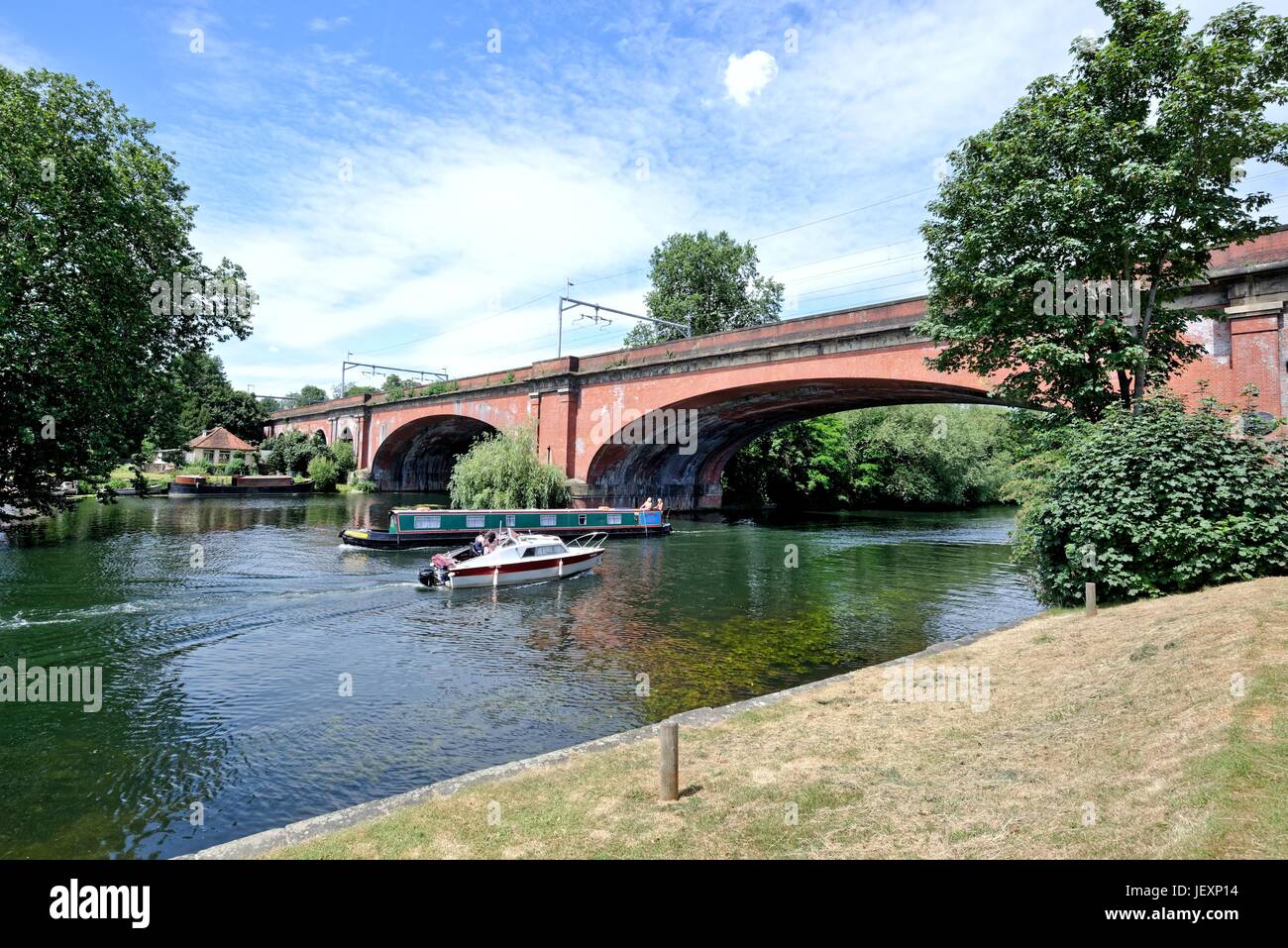 River Thames and Brunel's railway bridge at Maidenhead Berkshire UK Stock Photo