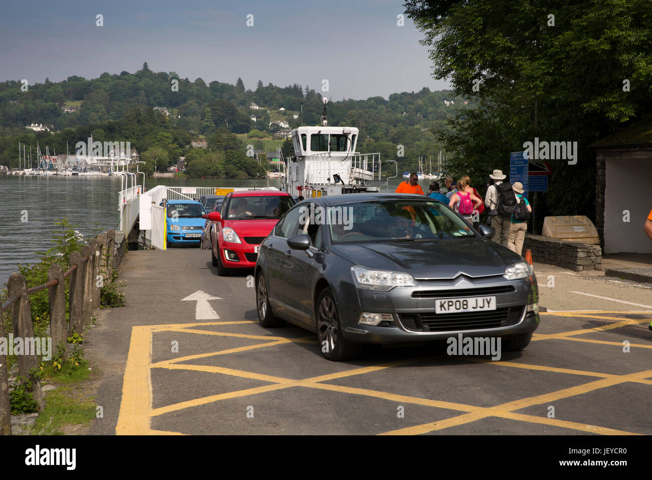 UK, Cumbria, Far Sawrey, cars leaving Lake Windermere ferry from