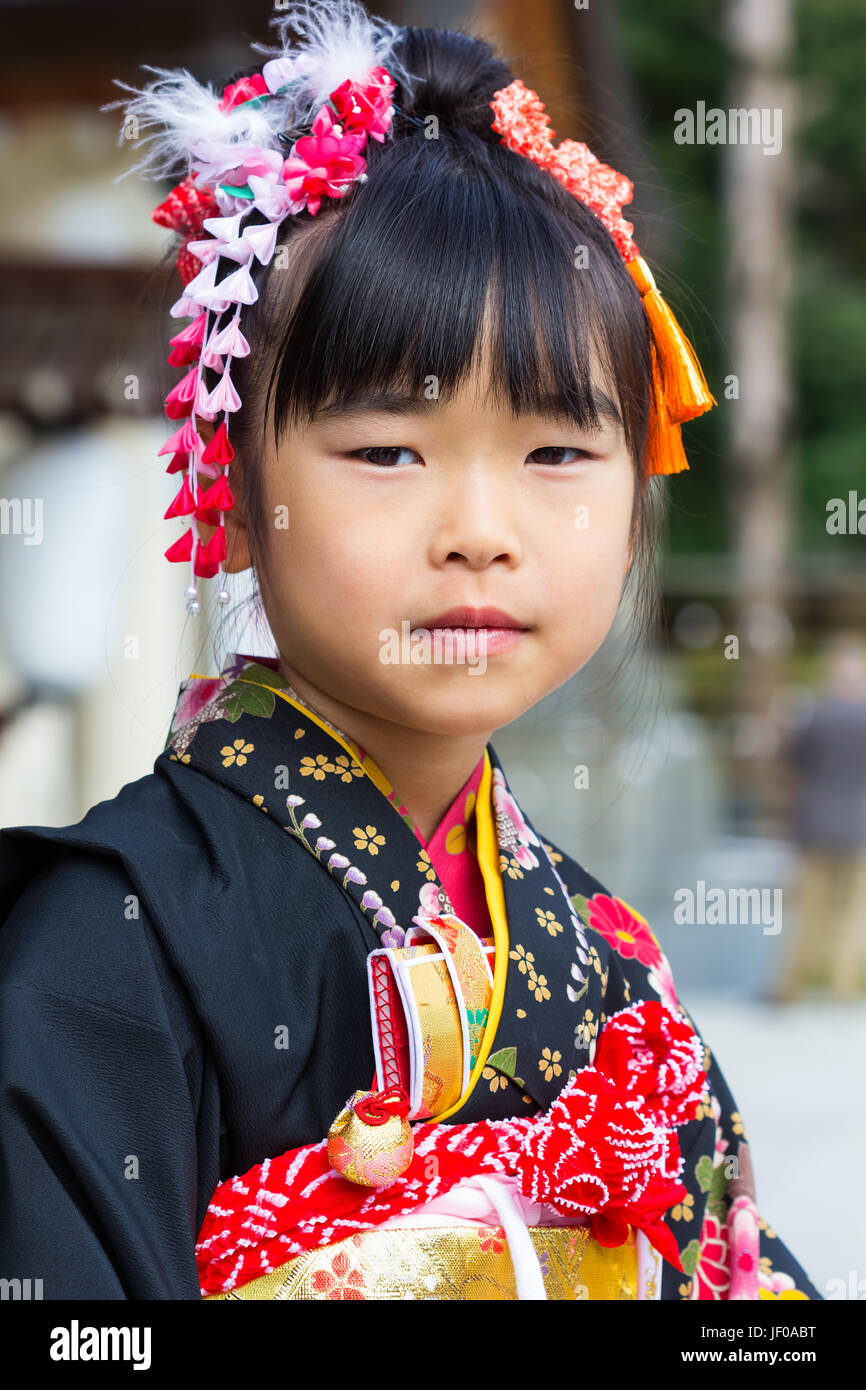 Japanese Girl Celebrates the 'Shichi-go-san' -  a traditional rite of passage and festival day in Japan Stock Photo