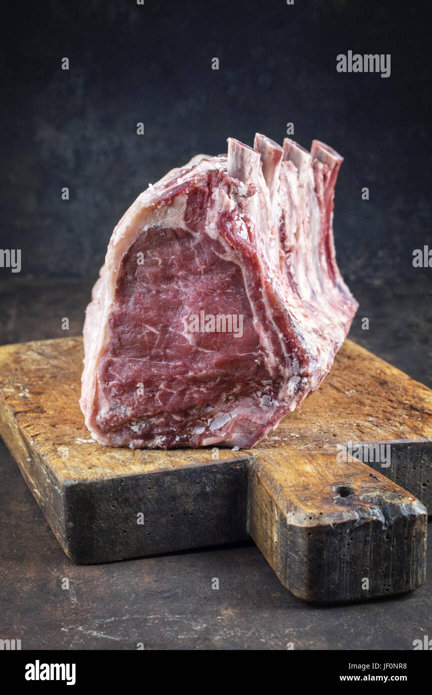 Dry Aged Raw Rib Roast Stock Photo Alamy