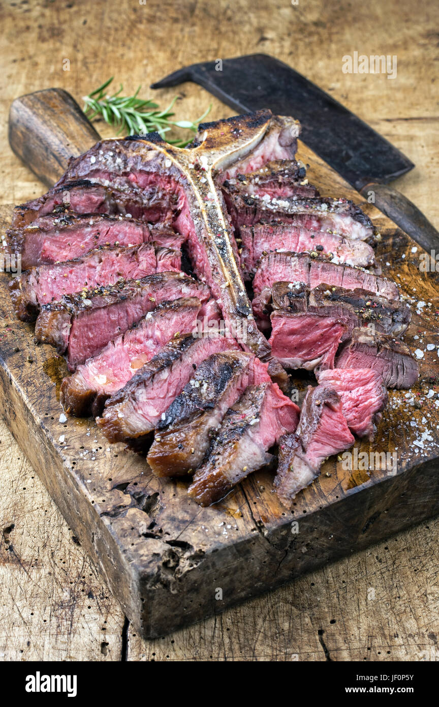 Dry Aged Barbecue Porterhouse Steak Stock Photo Alamy