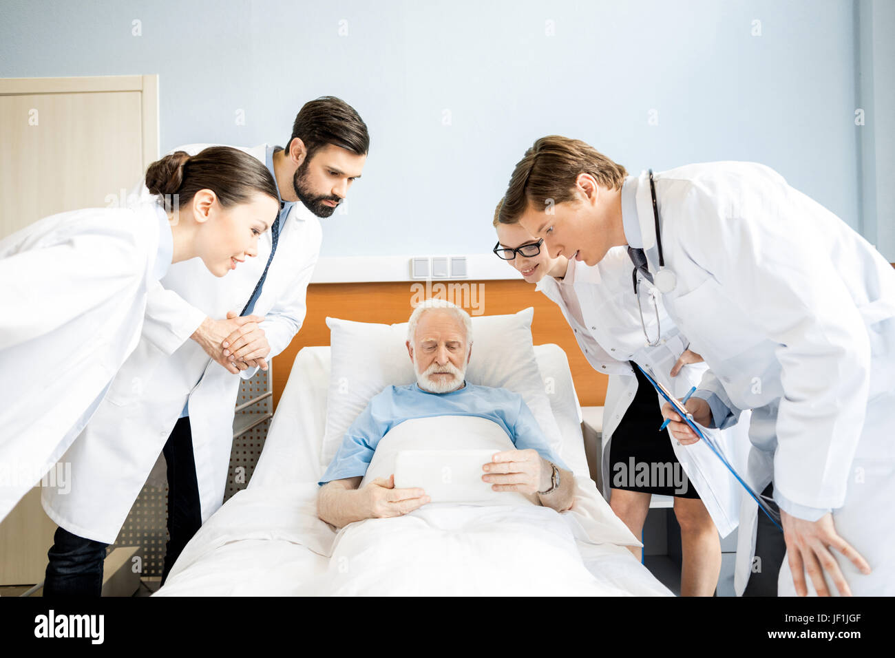 организация безопасности больничной среды. пациент окружение.