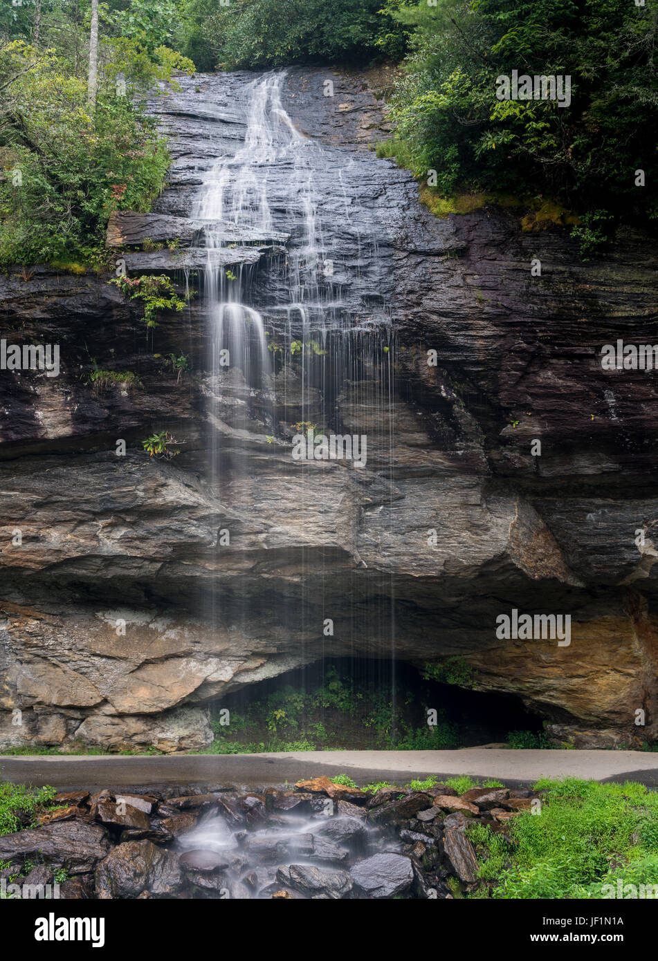 Bridal Veil Falls near Highlands NC Stock Photo Alamy