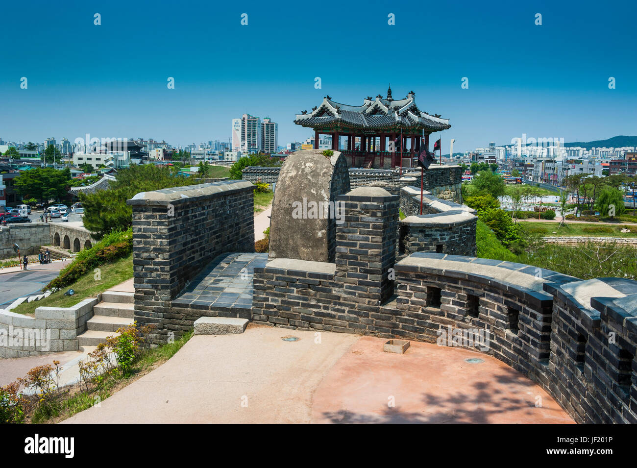 Huge stone walls around the Unesco world heritage sight the fortress of Suwon, South Korea Stock Photo