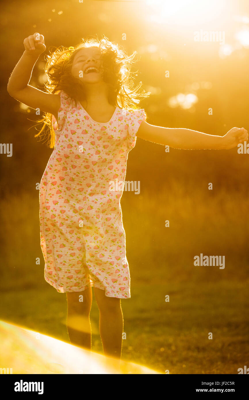 Page 2 - Girls Flip Flop High Resolution Stock Photography and Images -  Alamy