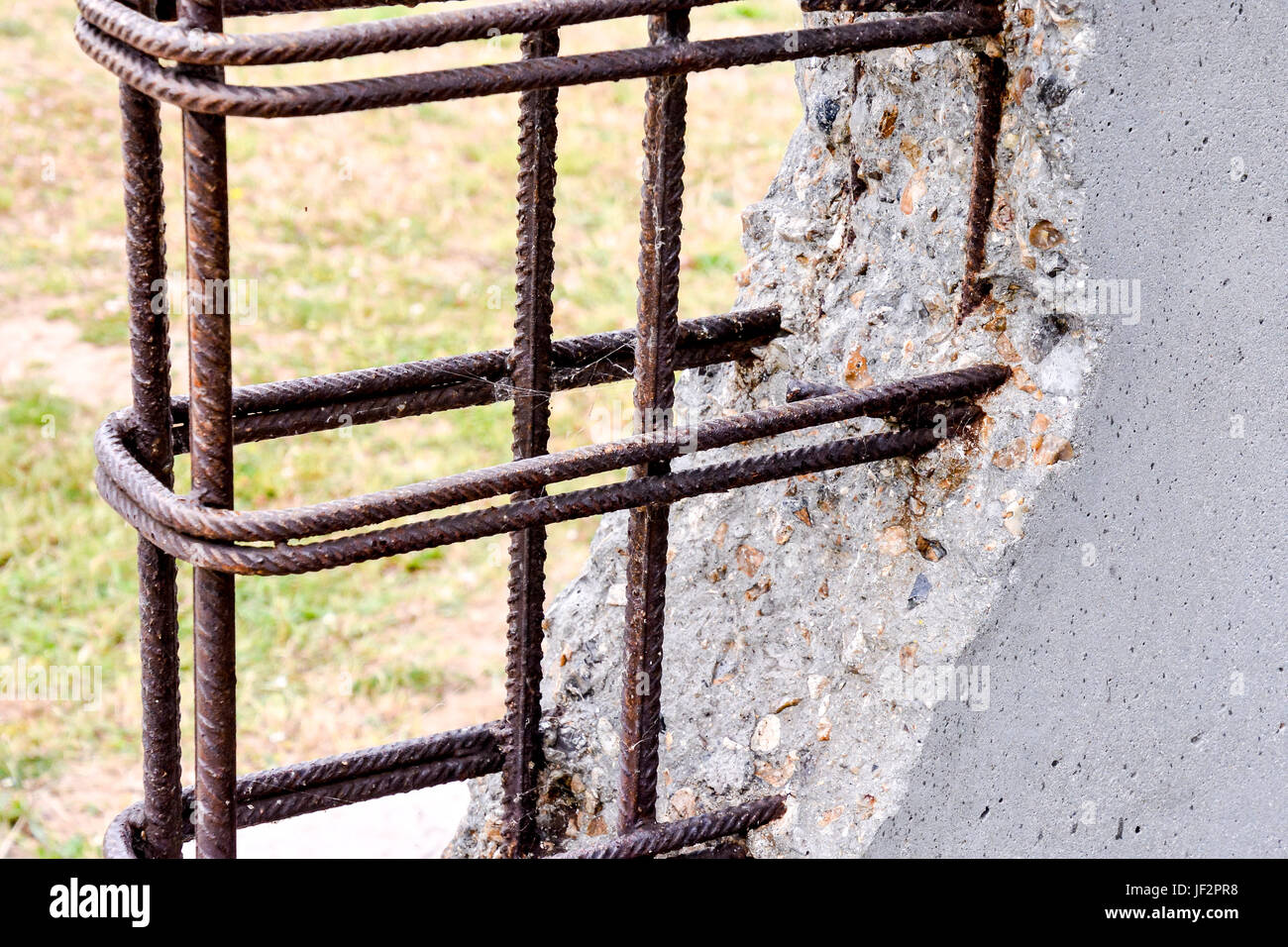 concrete reinforcing mesh structure Stock Photo Alamy