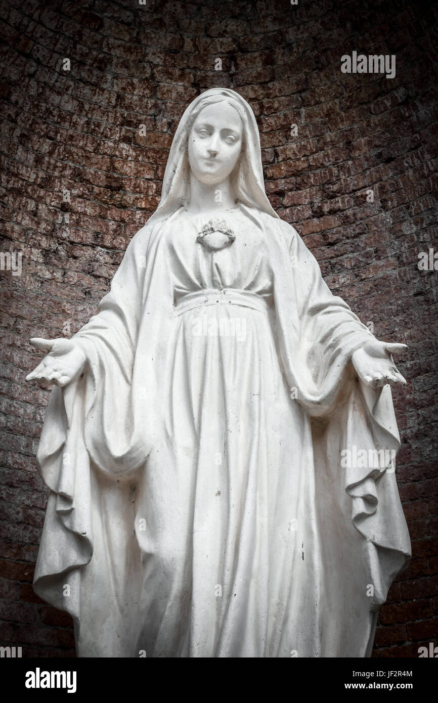 Our lady queen of peace hires stock photography and images Alamy