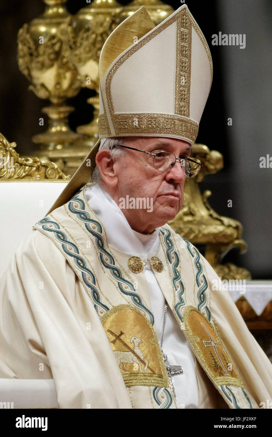 Rank of a bishop hi-res stock photography and images - Alamy