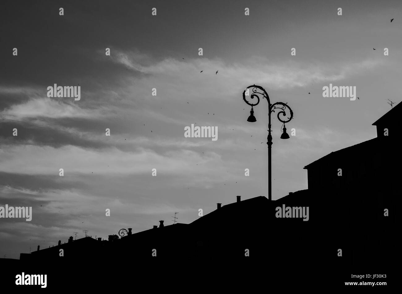 Dramatic buildings Black and White Stock Photos & Images - Alamy