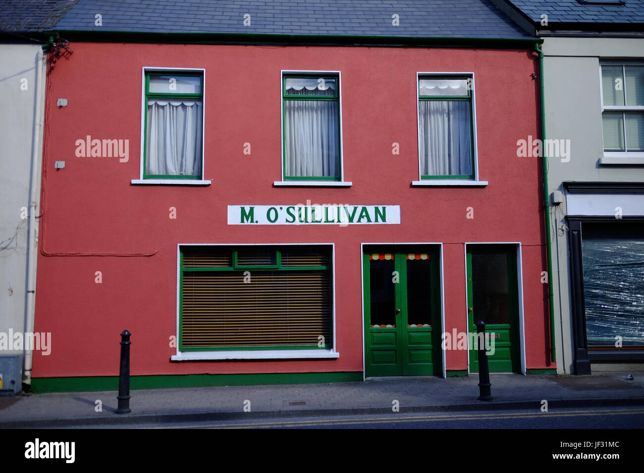 Shop in West Main Street, Cahersiveen, County Kerry, Eire, on the Skellig Coast, Ring of Kerry route & the Wild Atlantic Way Stock Photo