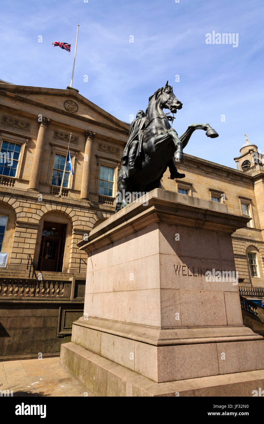 Wellington monument outside the National Records of Scotland office, Princes Street, Edinburgh. Stock Photo