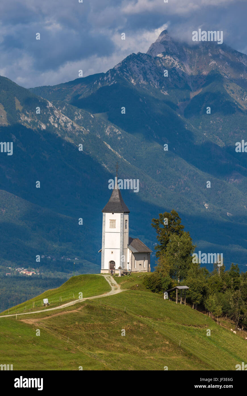 Church On The Hill Jamnik Slovenia Stock Photo Alamy church-on-the-hill-jamnik-slovenia-stock-photo-alamy