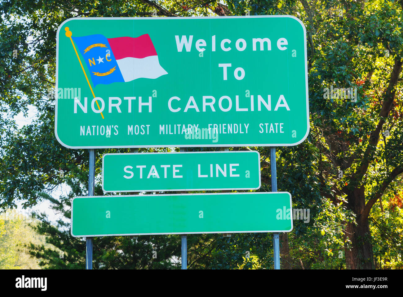 Welcome to North Carolina road sign Stock Photo