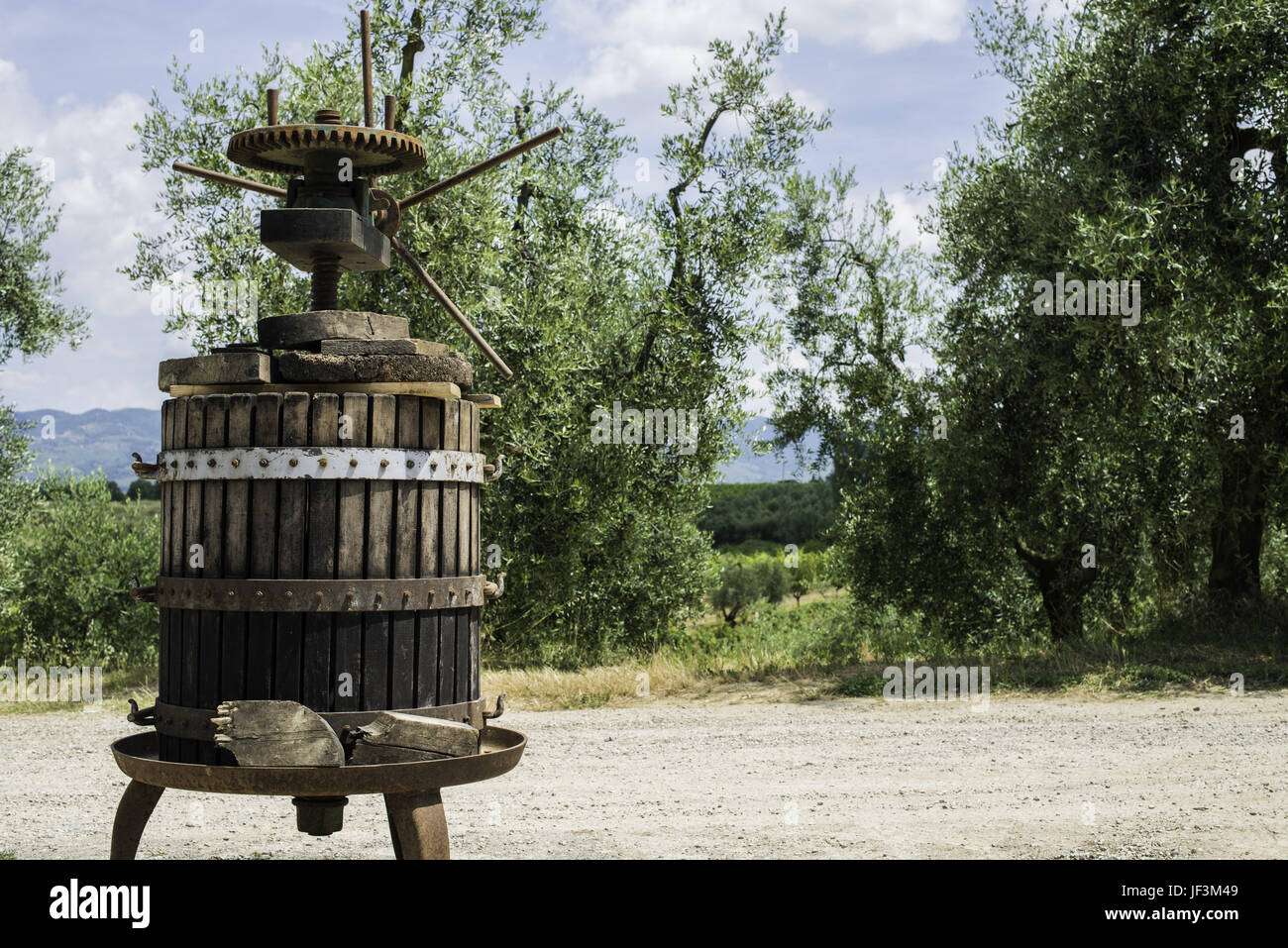 Olive press vintage machine hi-res stock photography and images - Alamy