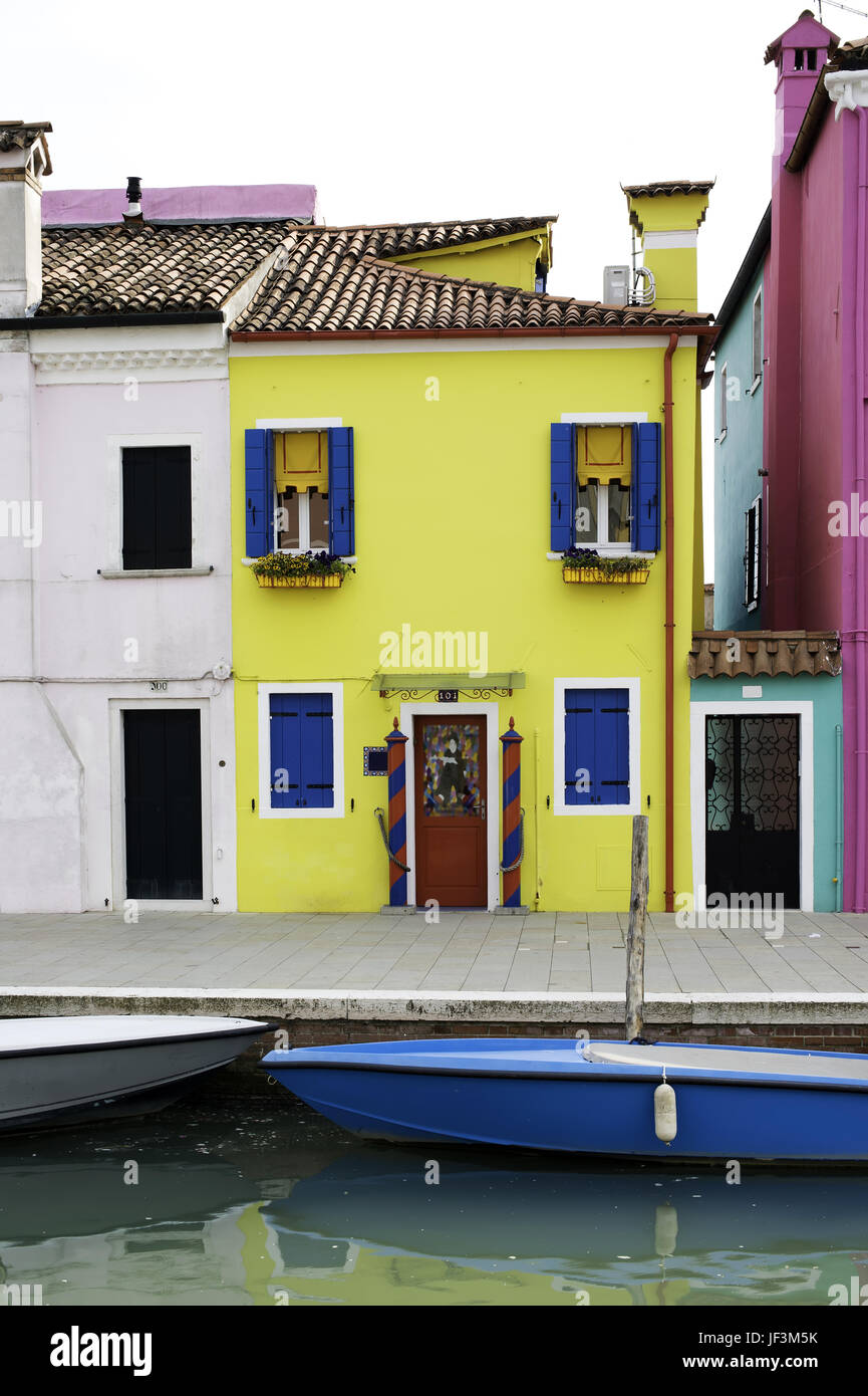 Multicolored houses in Venice Stock Photo - Alamy