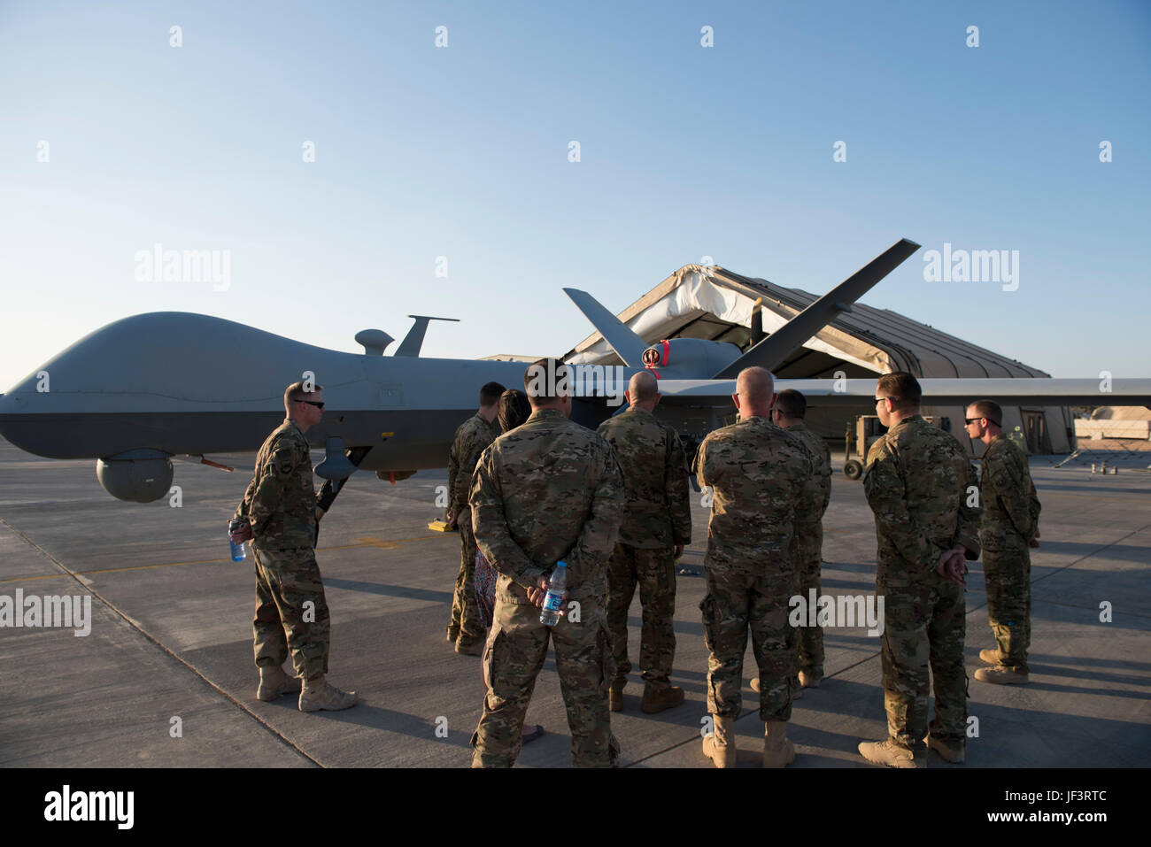 The commander of Air Combat Command visits 332nd Air Expeditionary Wing ...